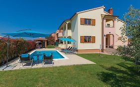 Holiday Home Linden Tree